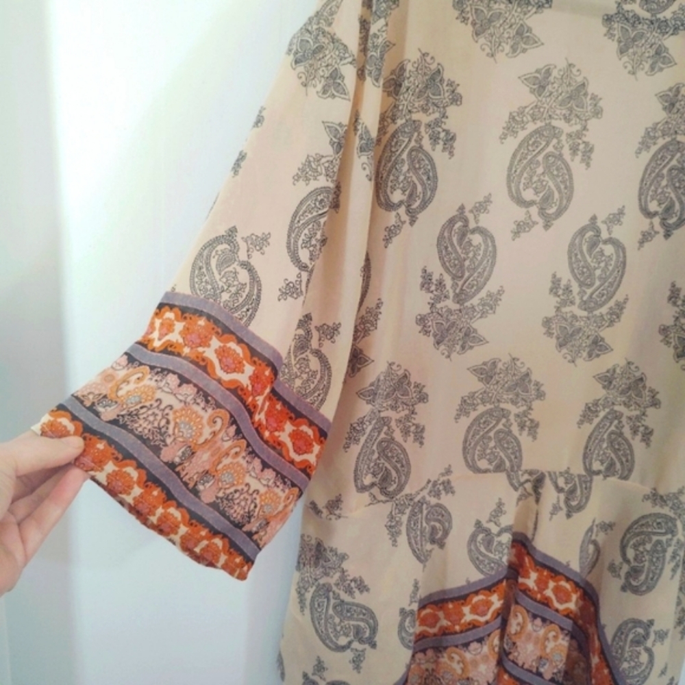 Autumn Beauty M/L Xhilaration Pretty Paisley Kimono Cardigan Coverup Semi-sheer - Picture 9 of 15